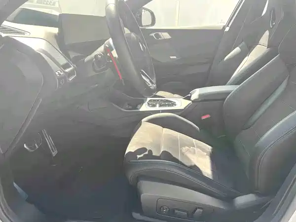 BMW M235L 2025