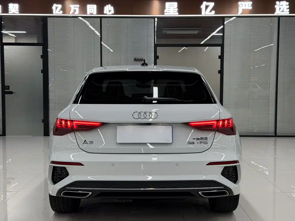 Audi A3 2023 — фото 20