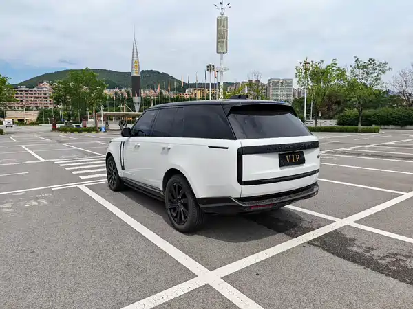 Land Rover Range Rover 2024