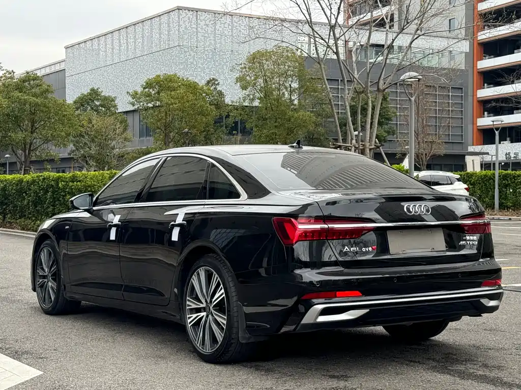 Audi A6L 2022 — фото 18
