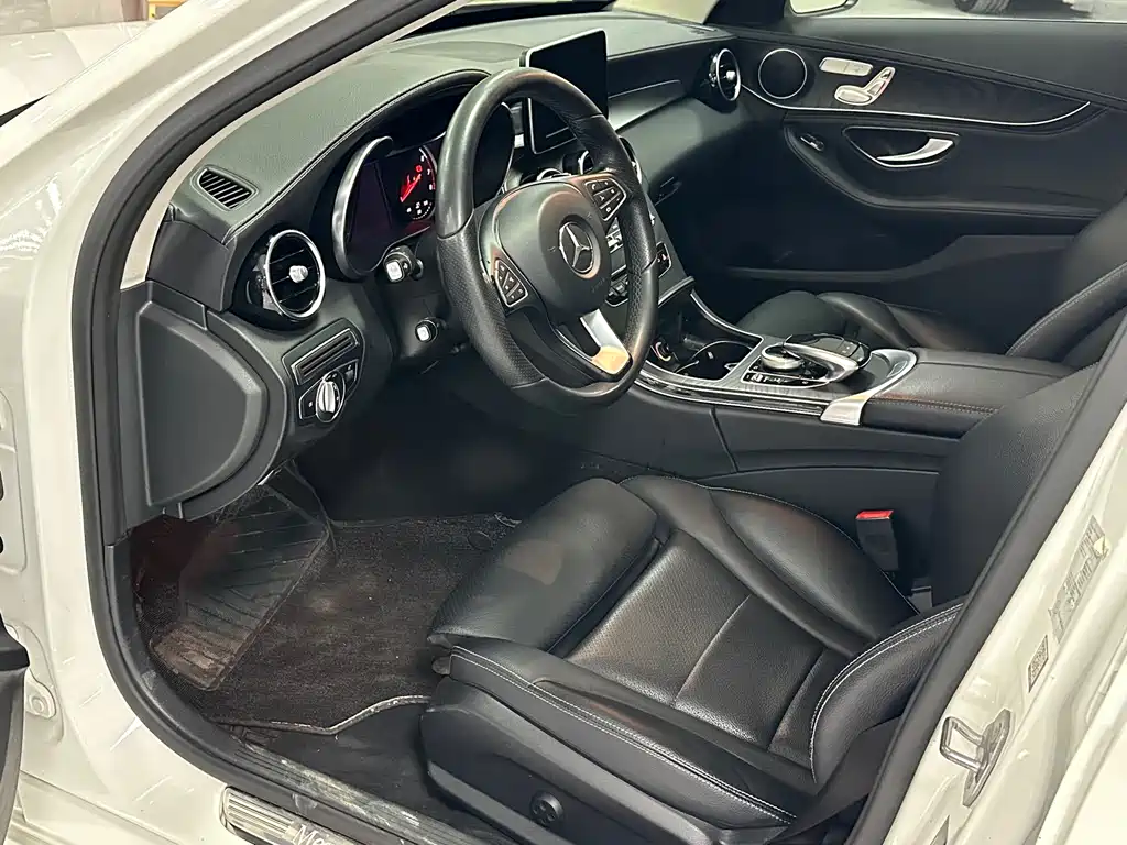 Mercedes-Benz C-Class 2018 — фото 4