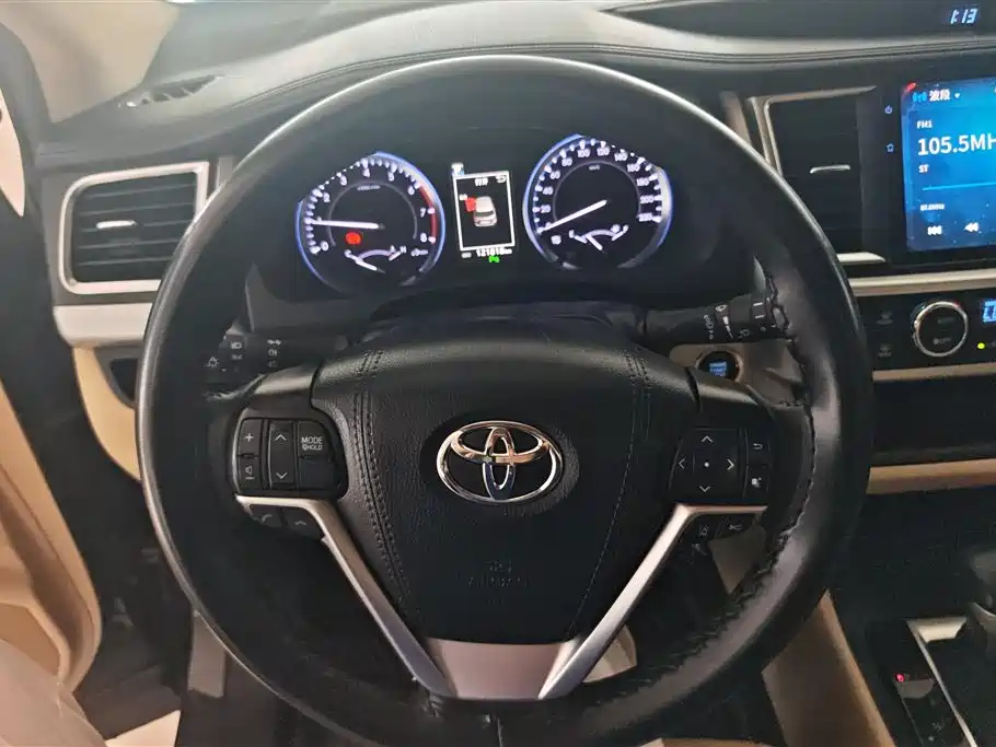 Toyota Highlander 2021 — фото 15