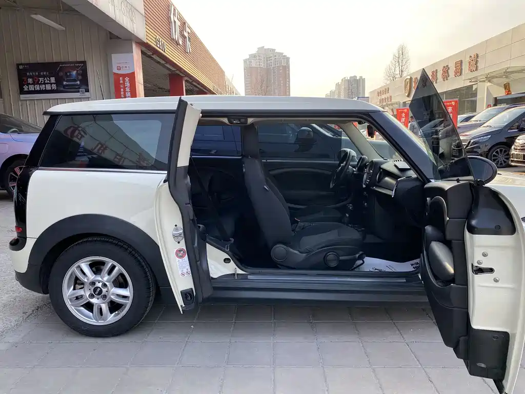 MINI Clubman 2013 — фото 11