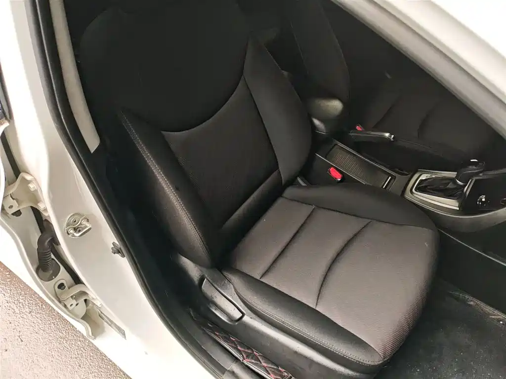 Hyundai Elantra Langdong 2017 — фото 4