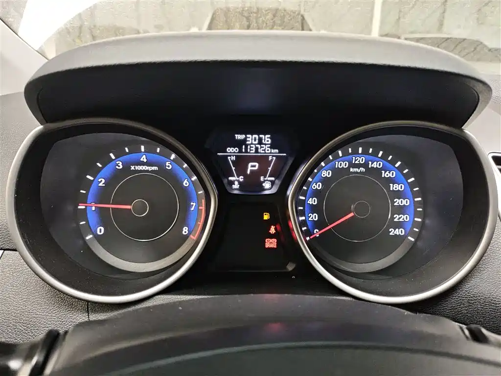 Hyundai Elantra Langdong 2017 — фото 8