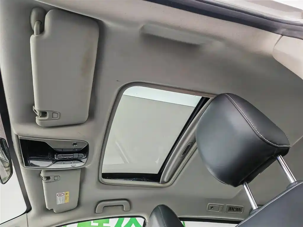 GAC Motor Trumpchi M8 2023 — фото 14