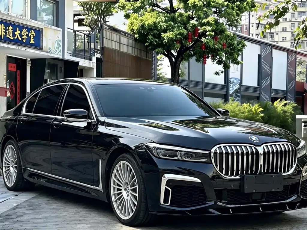 BMW 7 Series 2017 — фото 3