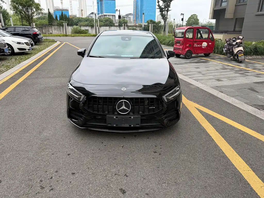 Mercedes-Benz A-Class AMG 2022 — фото 1