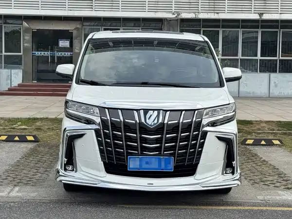 Toyota Alphard 2016