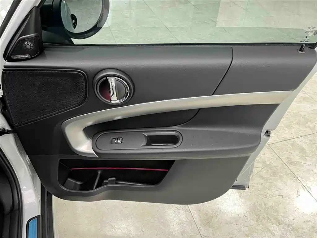 MINI Countryman 2022 — фото 12