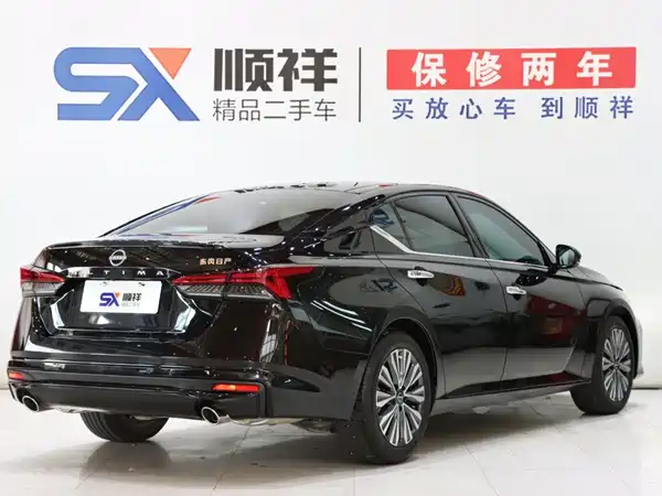 Nissan Teana 2024
