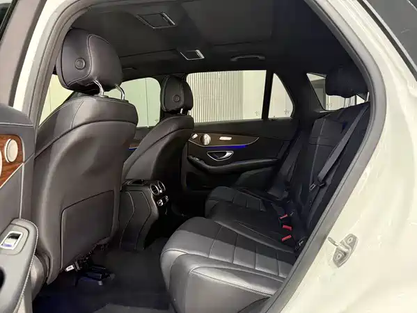 Mercedes-Benz GLC 2021
