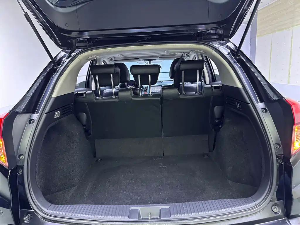 Honda Vezel 2017 — фото 10
