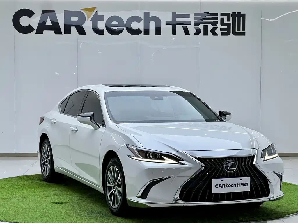 Lexus ES 2024 — фото 18