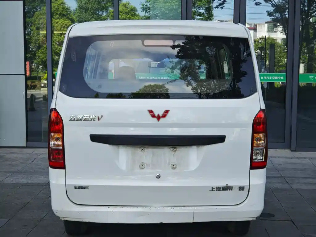 Wuling Rongguang V 2015 — фото 9