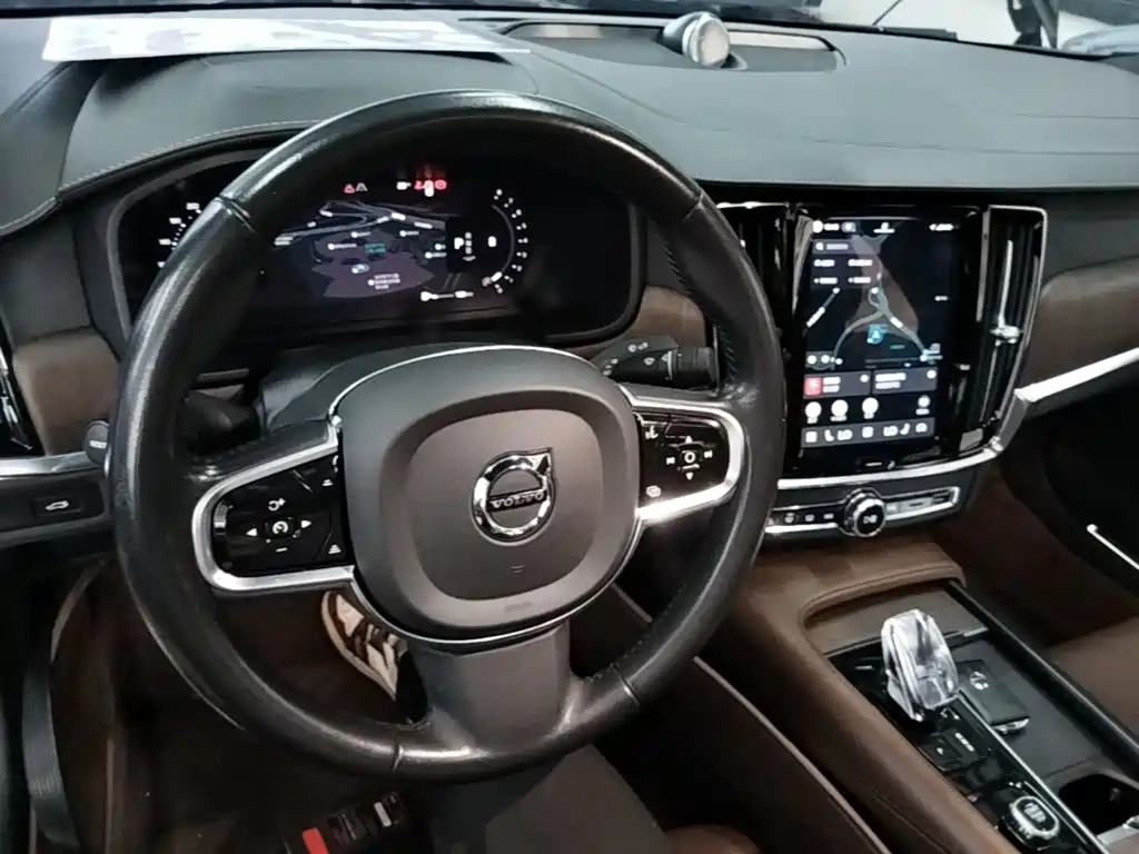 Volvo S90 2022 — фото 10