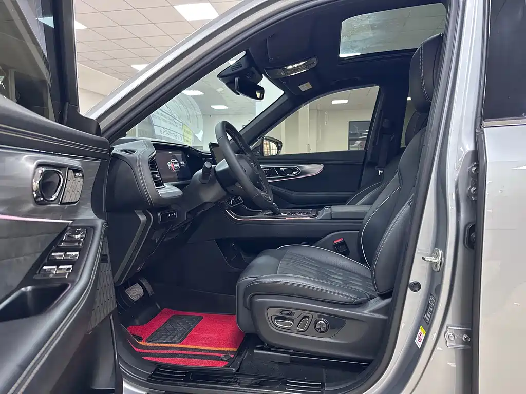 GAC Trumpchi GS8 2023 — фото 4