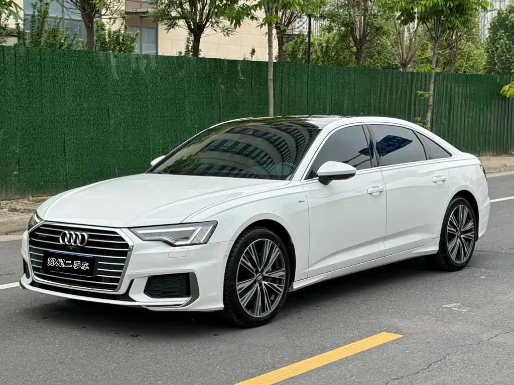 Audi A6L 2019 — фото 1