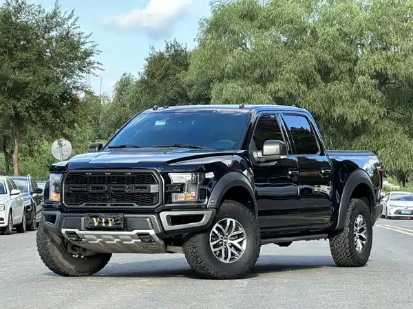 Ford F-150 Raptor 2018