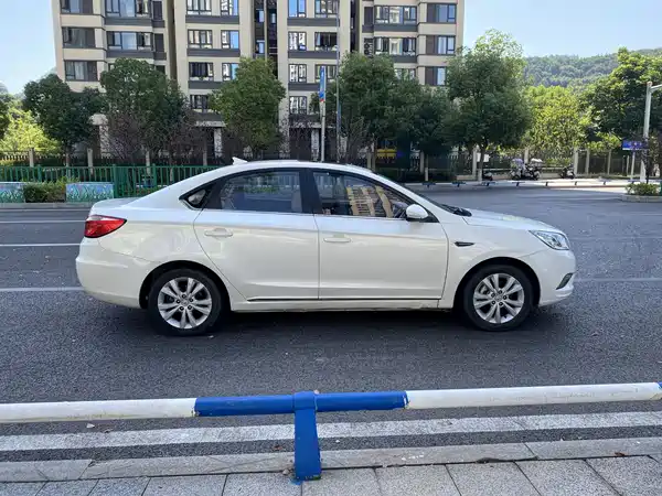 Changan Eado 2014