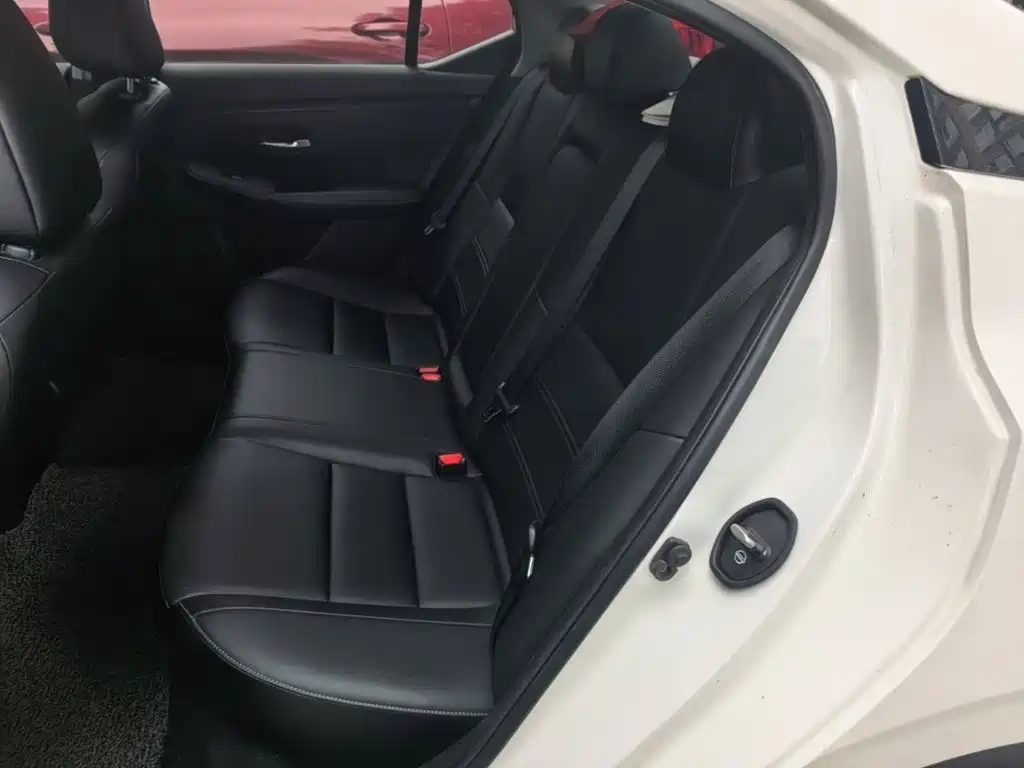Nissan Sylphy 2019 — фото 15