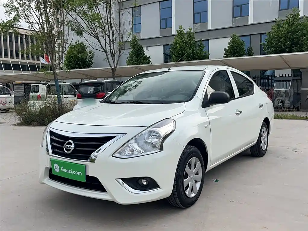 Nissan Sunny 2017 — фото 2