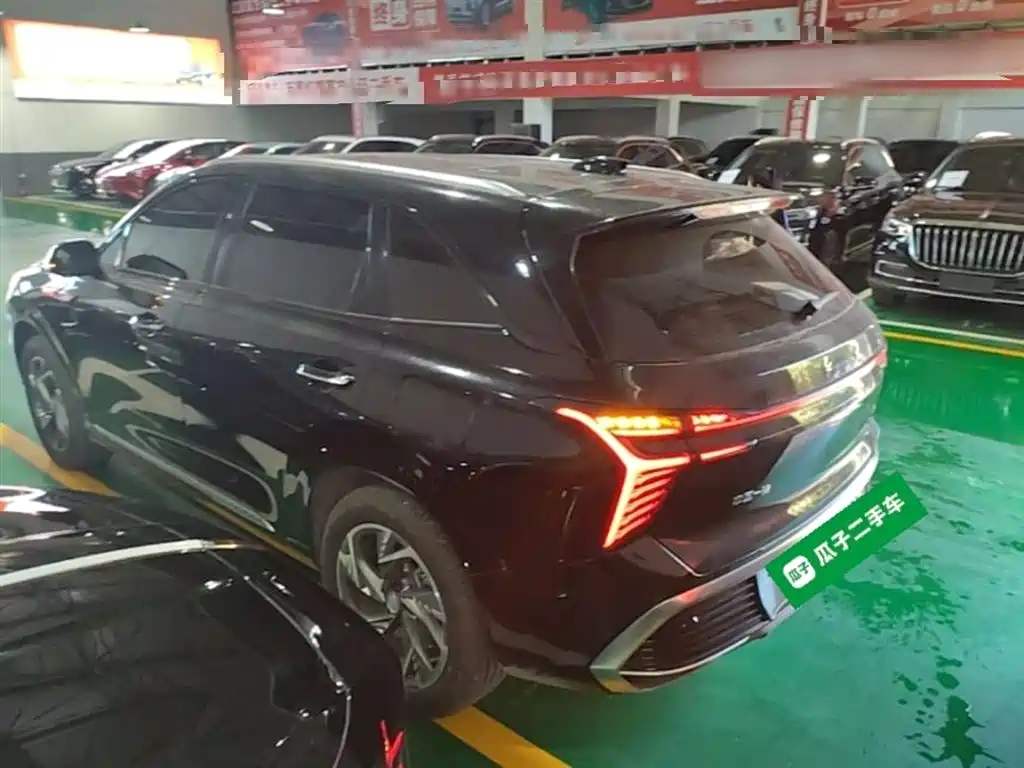 Hongqi HS3 PHEV 2025 — фото 5