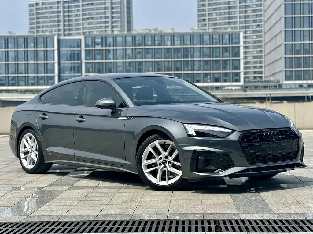 Audi A5 2023 — фото 2