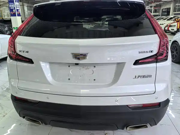 Cadillac XT4 2021