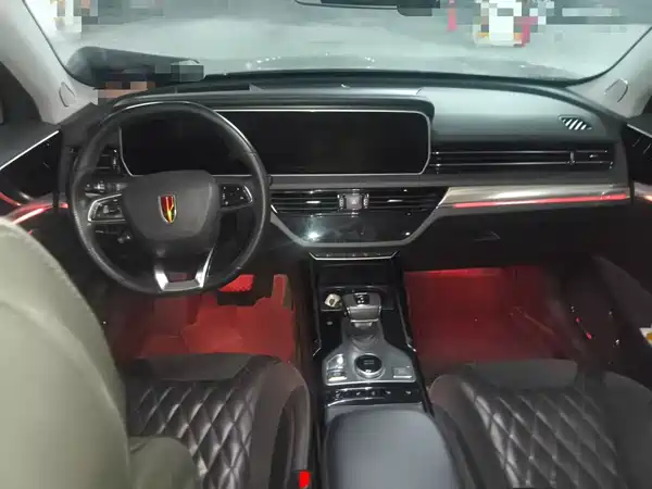 Hongqi HS5 2020