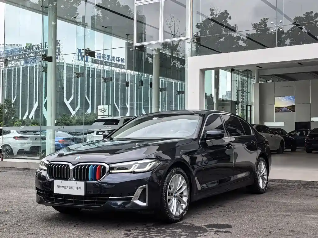 BMW 5 Series 2023