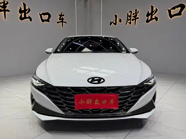 Hyundai Elantra 2023