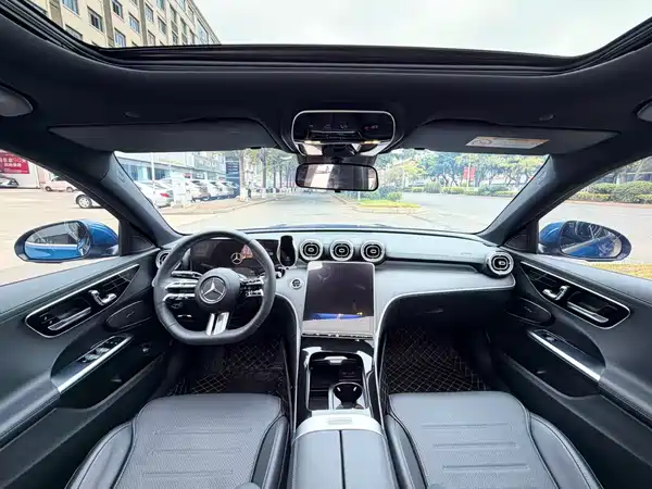 Mercedes-Benz C-Class 2023