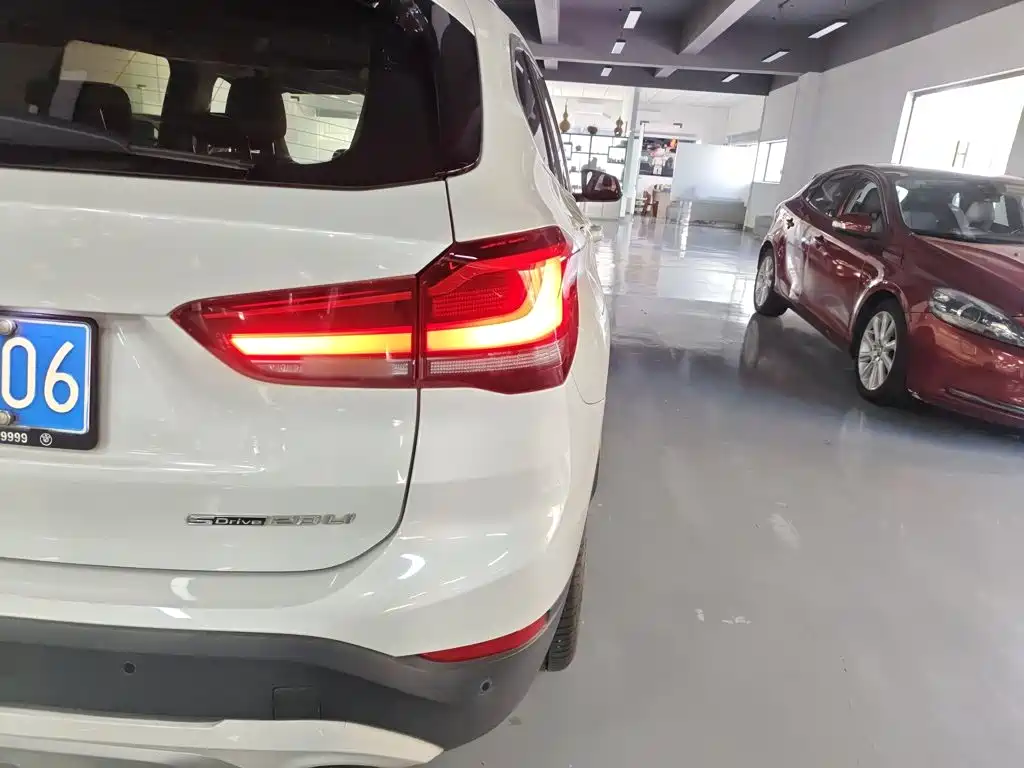 BMW X1 2020 — фото 24