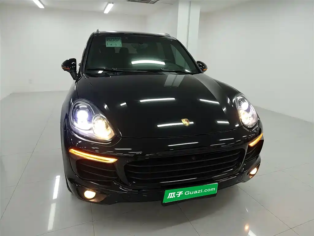 Porsche Cayenne 2018 — фото 3
