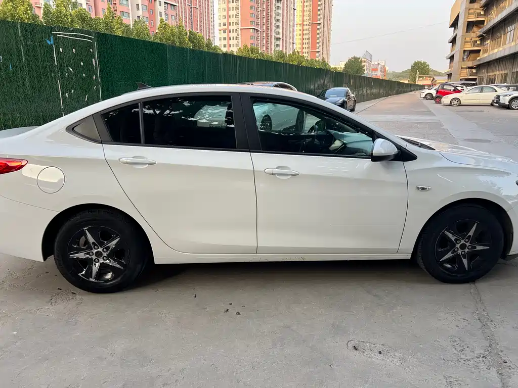Chevrolet Cavalier 2019 — фото 11