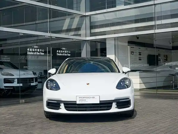 Porsche Panamera 2018