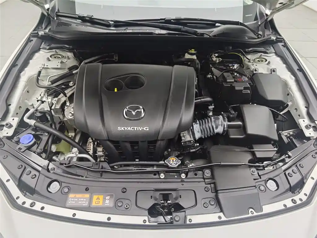Mazda 3 Axela 2024