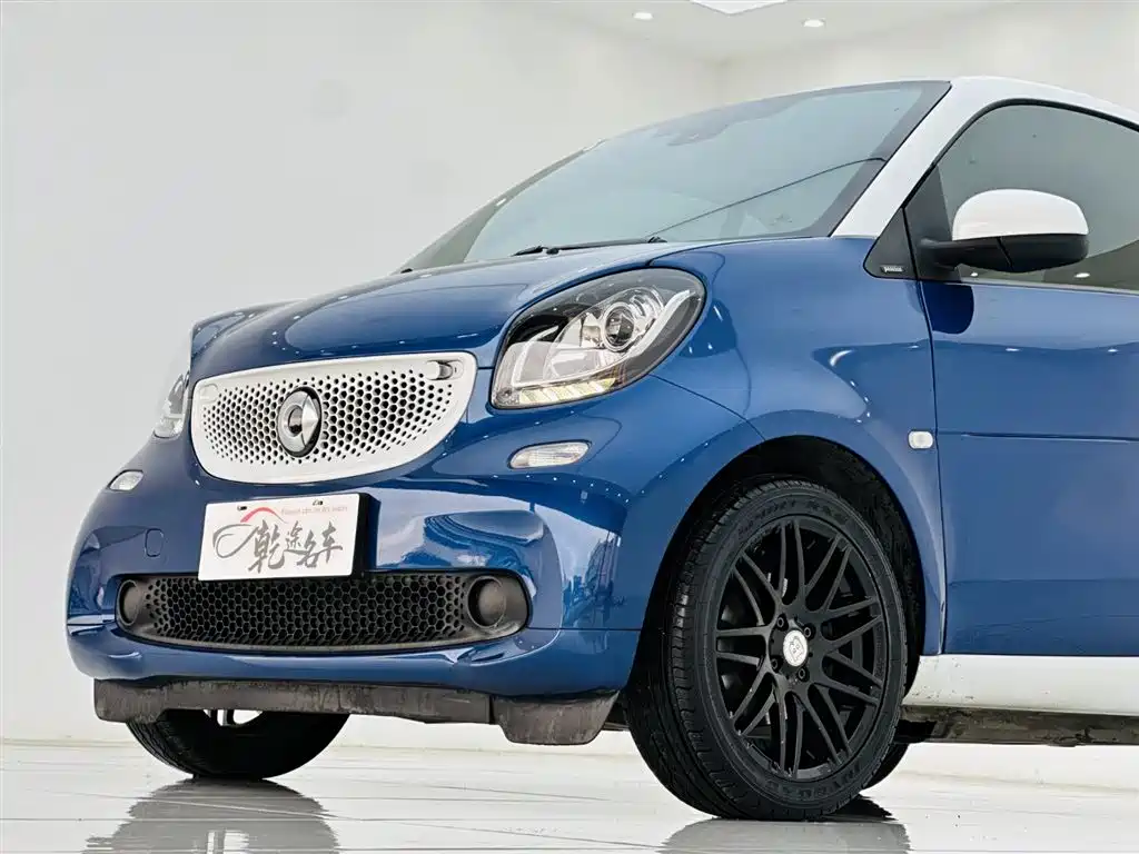 smart Fortwo 2020 — фото 8