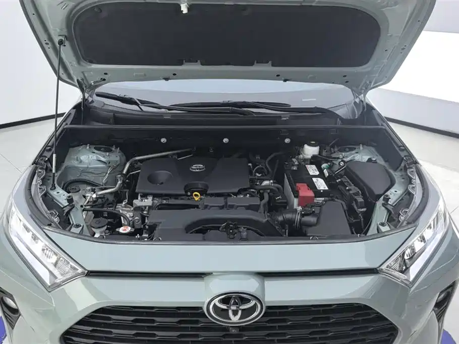 Toyota RAV4 2020 — фото 10