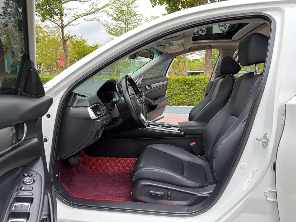 Honda Accord 2021 — фото 11