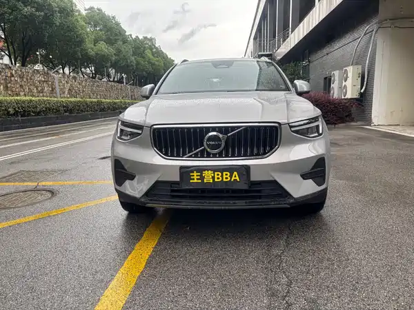 Volvo XC40 2022