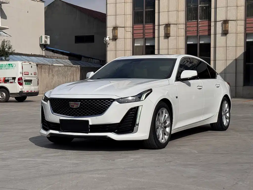 Cadillac CT5 2020 — фото 1