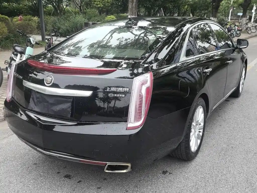 Cadillac XTS 2014 — фото 12