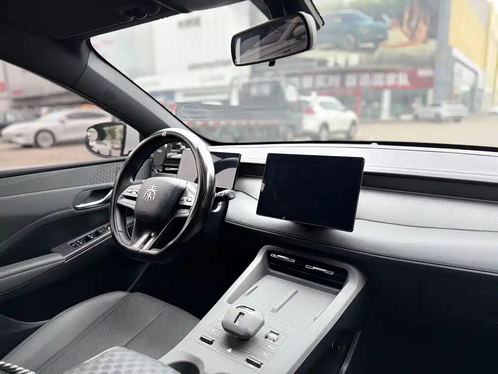 BYD Qin PLUS 2025 — фото 7