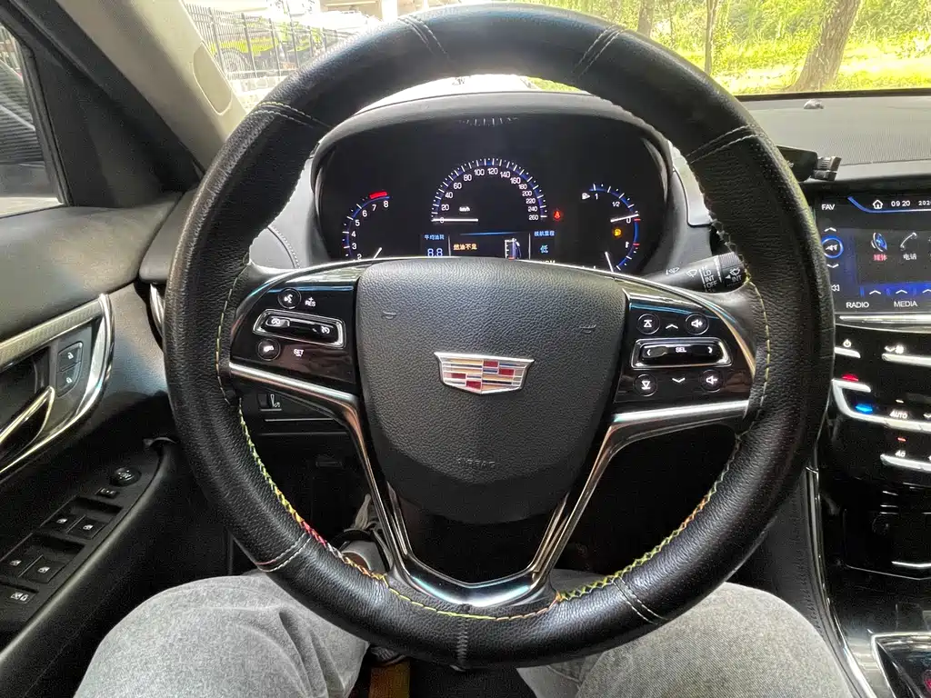 Cadillac ATS-L 2016 — фото 12