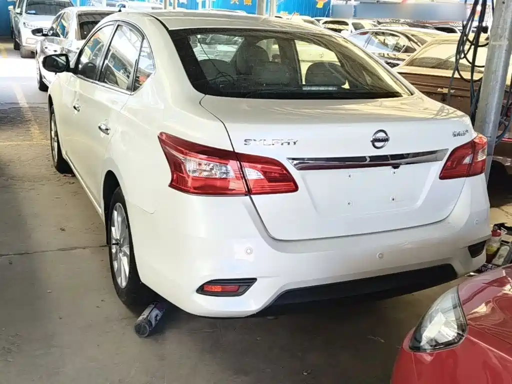 Nissan Sylphy 2016 — фото 23