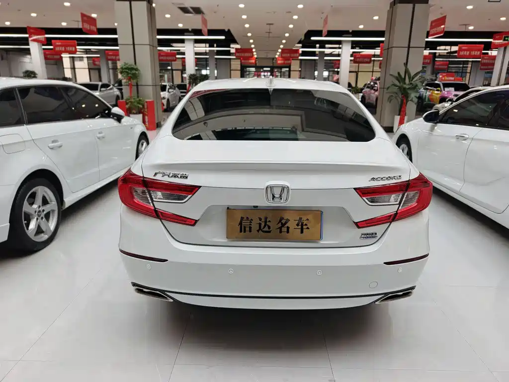 Honda Accord 2021 — фото 17