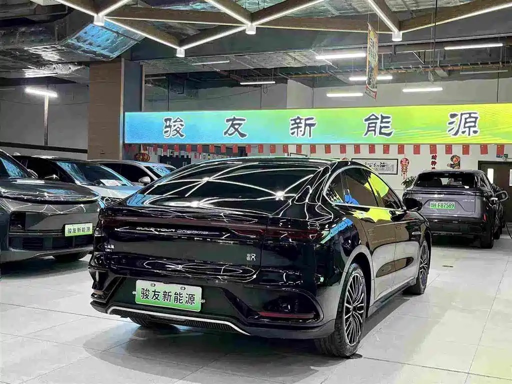 BYD Han 2024 — фото 2