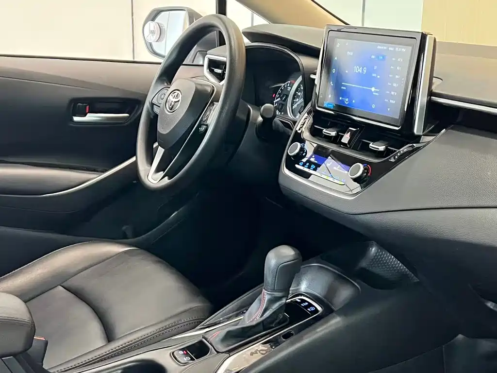 Toyota Corolla 2022 — фото 10